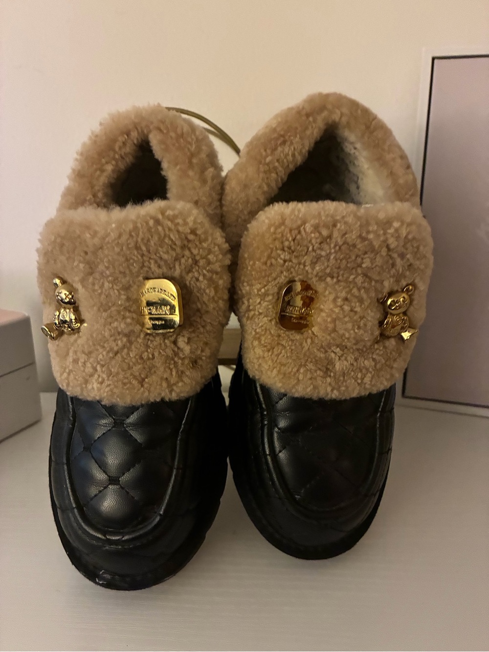 Lonza Fiato Quilted Black Leather Slip-On Slippers with Tan Shearling Collar